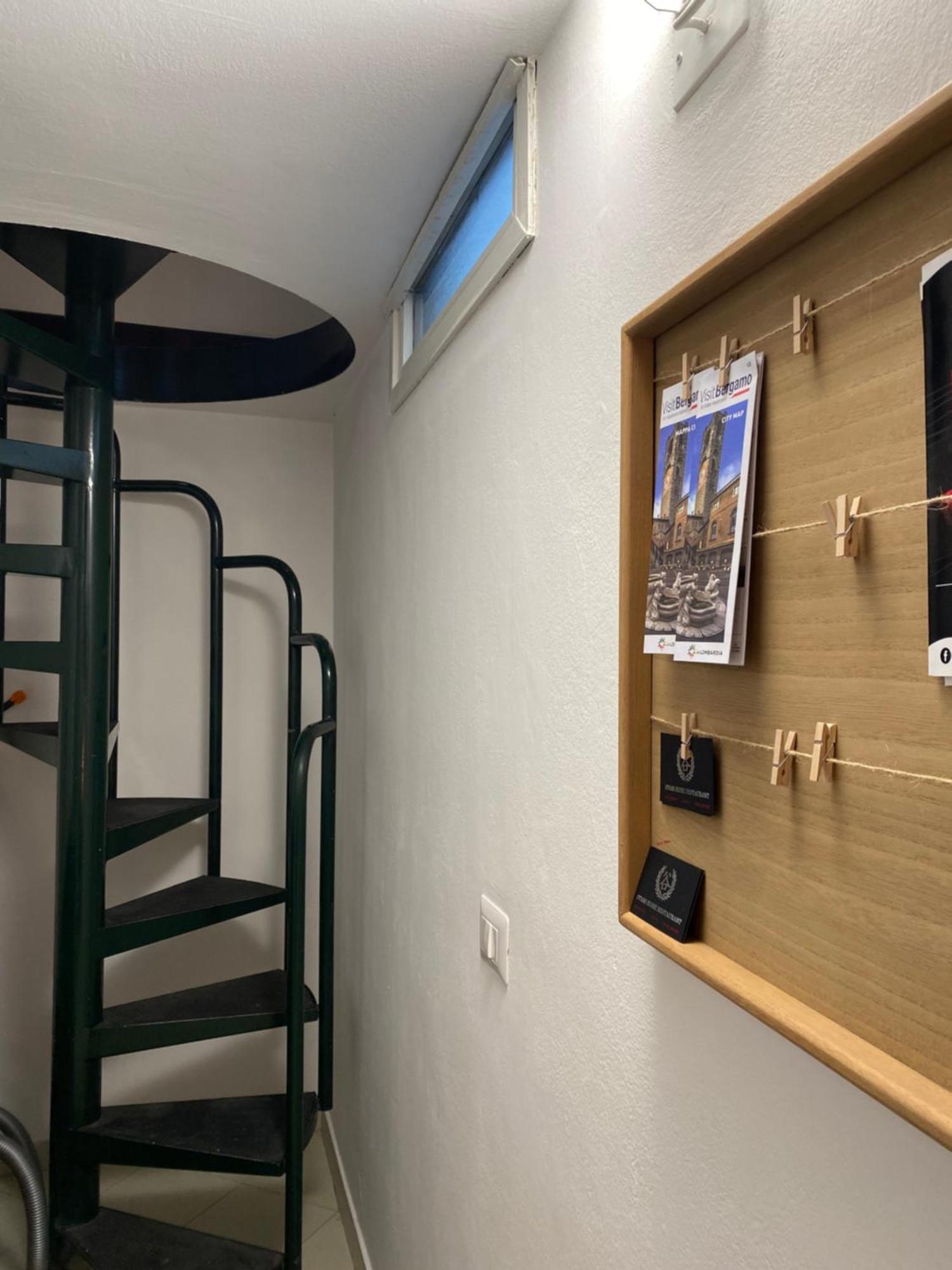 La Mansardina Di San Leonardo Apartamento Bérgamo Exterior foto